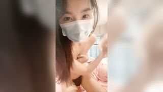 极品美女下海【月月嗷】苗条身材修长美腿，脱下内裤掰穴，特写揉搓阴蒂，娇喘呻吟叫的太好听了