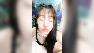 纯欲系天花板美少女！甜美卡哇伊！开房和炮友操逼，浴室洗澡坚挺白嫩奶子，美臀骑乘位套弄