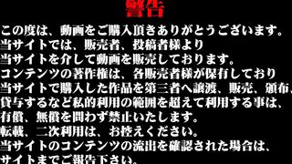 洗浴中心专业女盗手暗藏摄像机真实偸拍女浴池换衣室内部春光坚挺大奶美女洗完穿衣服一对车大灯好颤