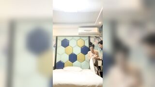 2023-6-25【约见前女友】喜欢被舔逼小骚货，超近视角互舔，抱着屁股骑乘位，扛起美腿爆操