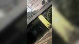 一路游走大街小巷跟踪偷窥多位美女各种美鲍7